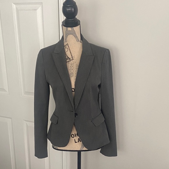 Express Jackets & Blazers - Express Charcoal Blazer for Women size-6